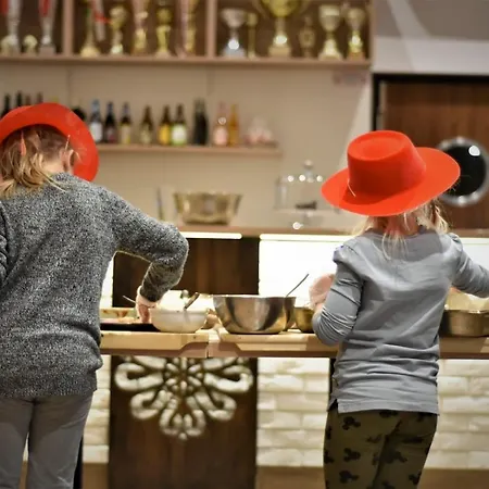 Osada Konna Assanya Assanya Feriehus Ujanowice